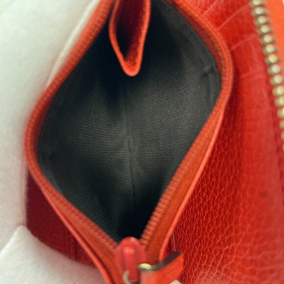 GUCCI Red  Leather Zip Around Wallet - Preowned - Picture 10 of 10